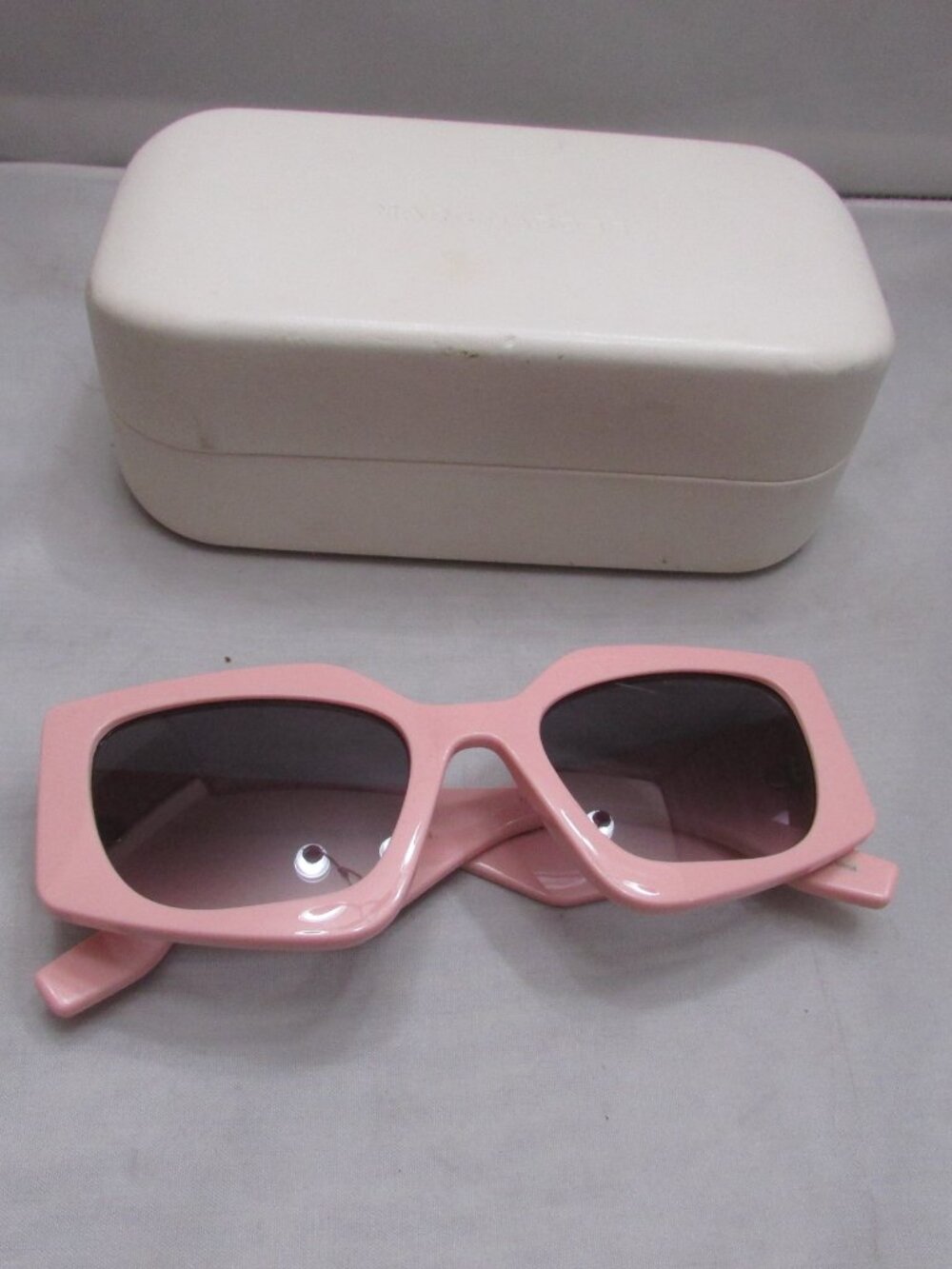 MARC JACOBS MJ774-35J-53  Sunglasses Pink Women New Sunglasses With Used Case - Picture 6 of 7